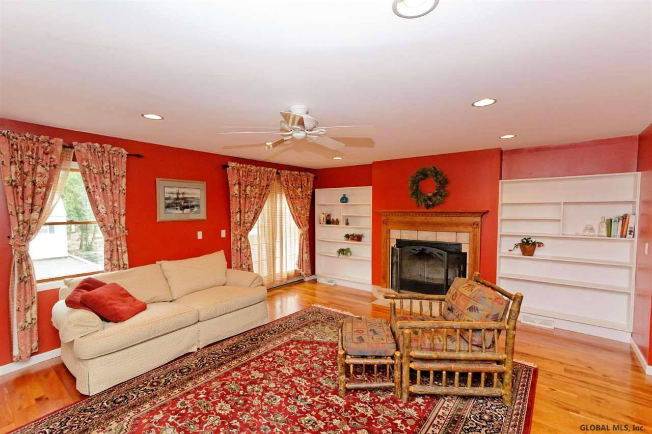 23 Osborne Road Colonie, NY 12205 - Photo 12 of 25 Photo 12