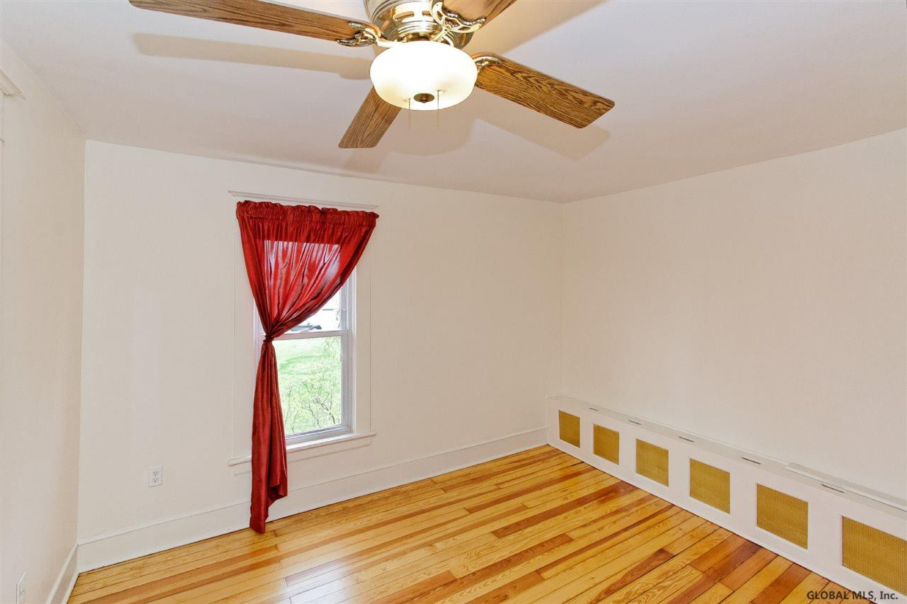 23 Osborne Road Colonie, NY 12205 - Photo 18 of 25 Photo 18