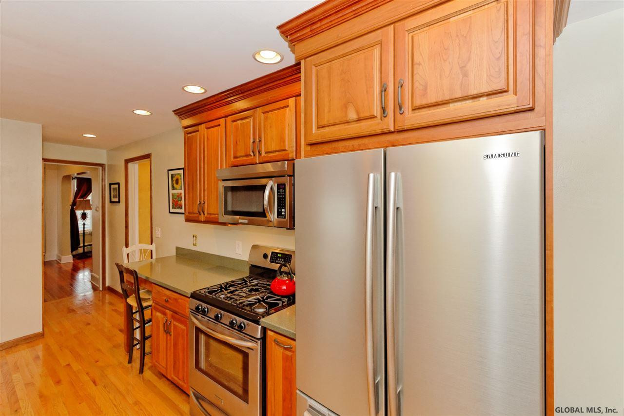23 Osborne Road Colonie, NY 12205 - Photo 10 of 25 Photo 10