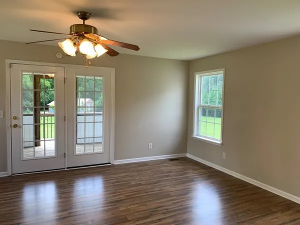 $2,050 | 2306 Pumpkin Creek Lane, Spring Hill, TN 37174