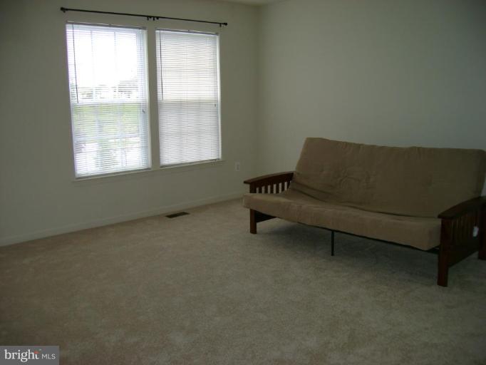 9711 Selfridge Road Middle River, MD 21220 - Photo 5 of 7 Living Room