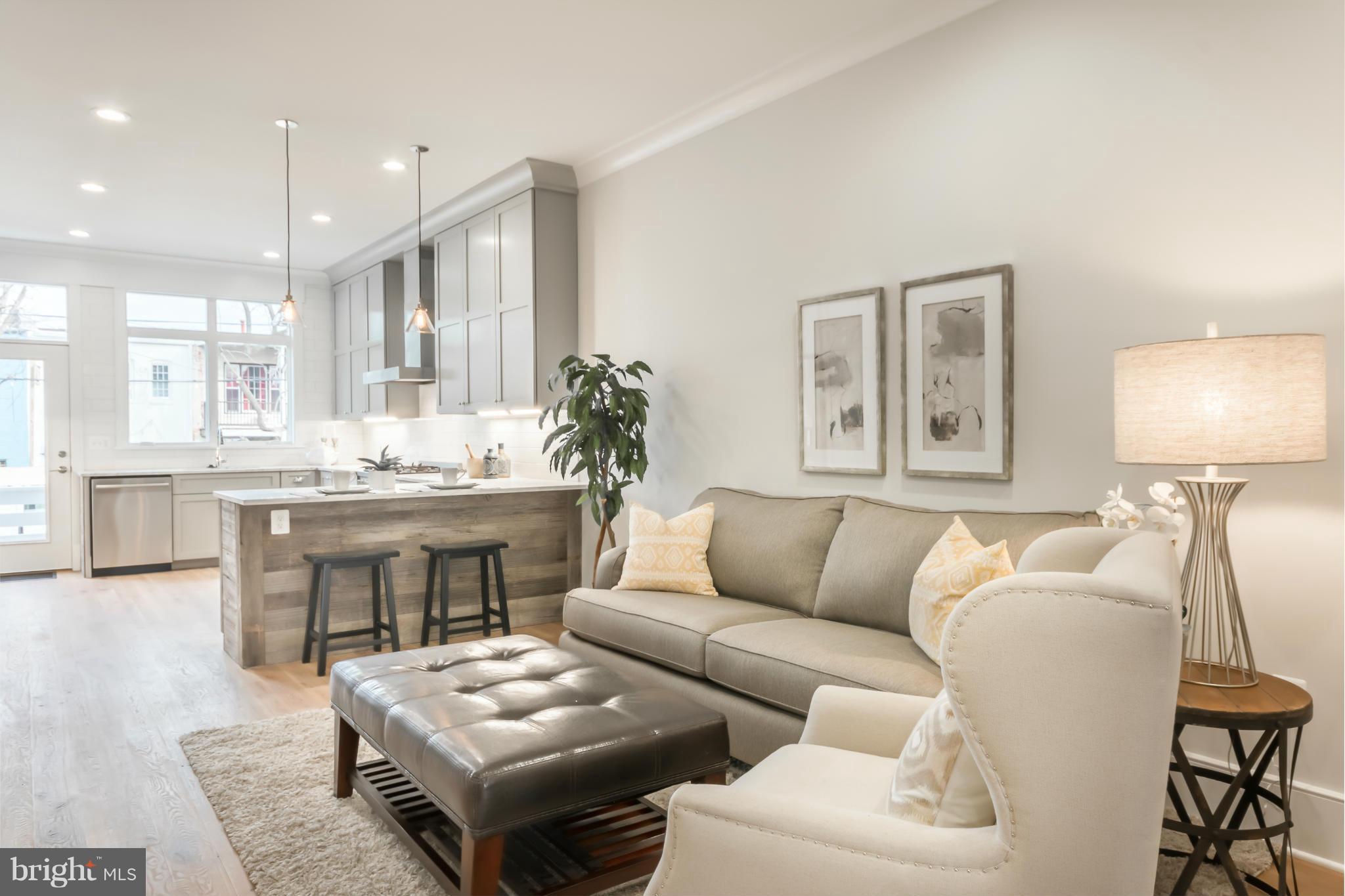 237 12th Street Northeast Washington, DC 20002 - Photo 6 of 30 Family Room