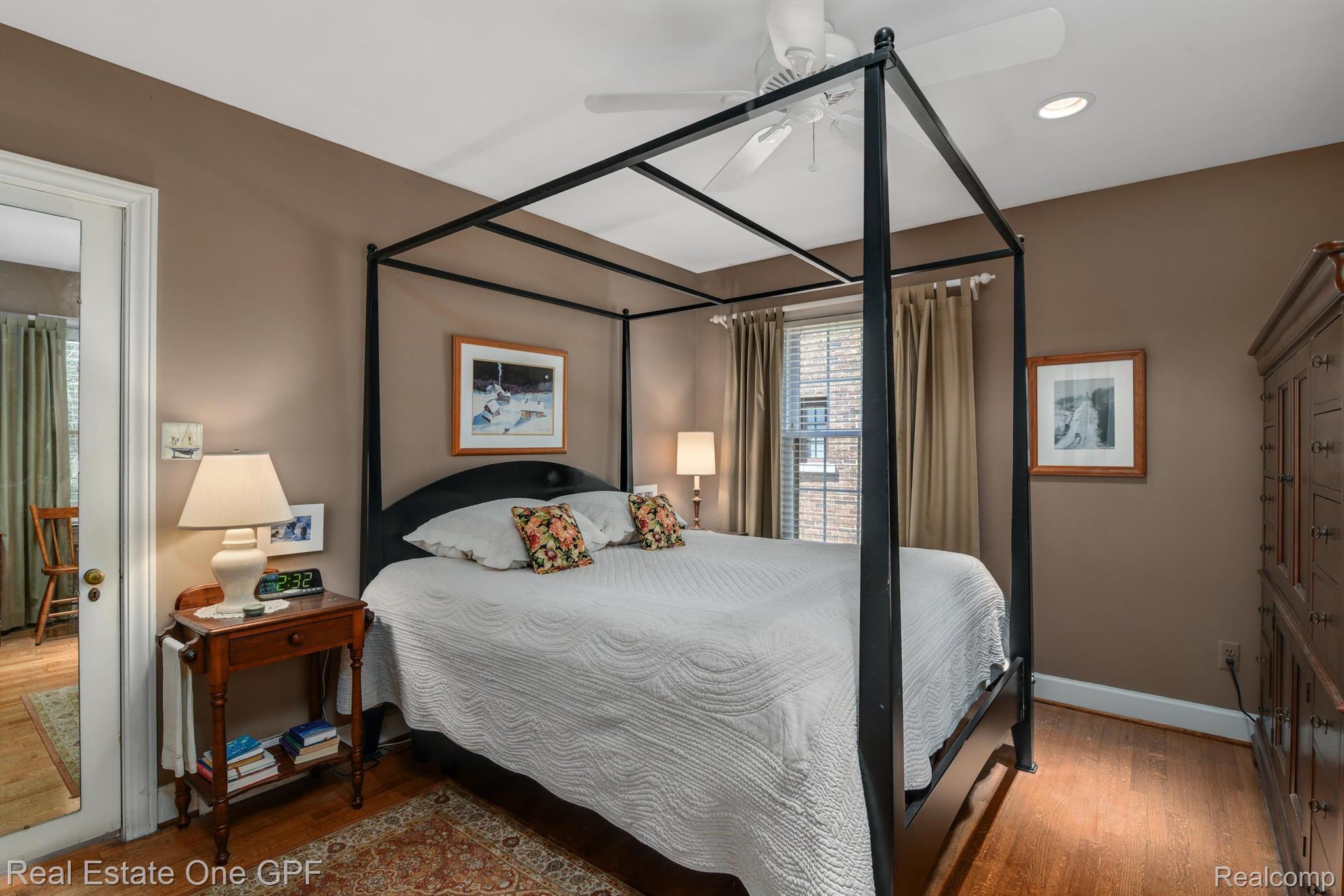 546 Neff Road Grosse Pointe, MI 48230 - Photo 13 of 38 Gallery Image 13