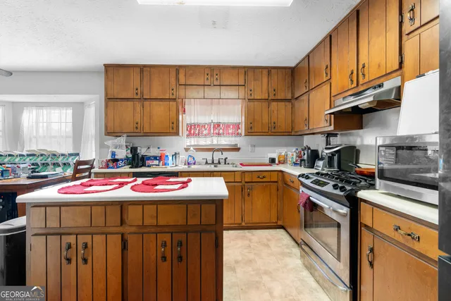 $155,000 | 8198 Tupelo Trail, Jonesboro, GA 30236