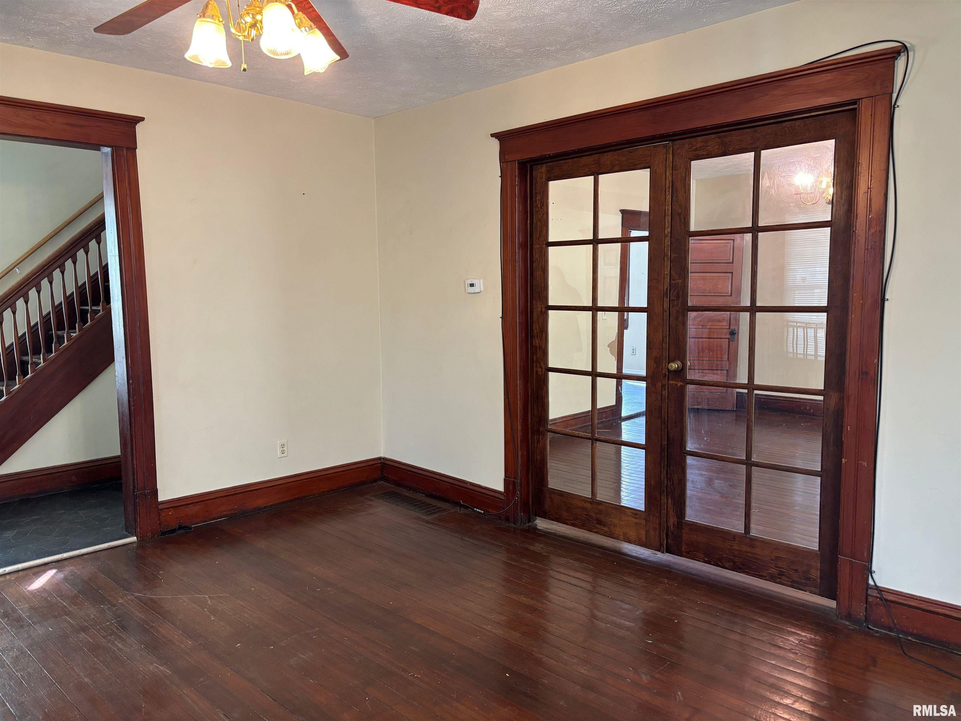 230 East Lawrence Avenue Springfield, IL 62704 - Photo 4 of 26