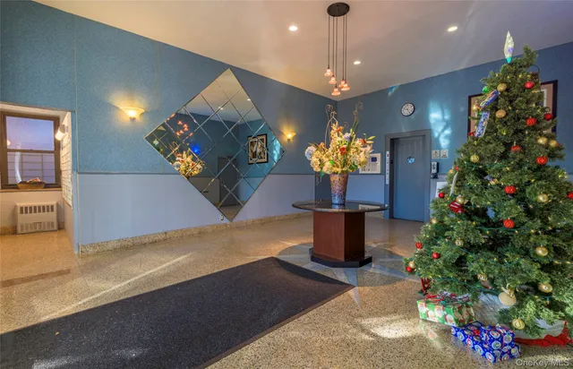 a view of a building entrance