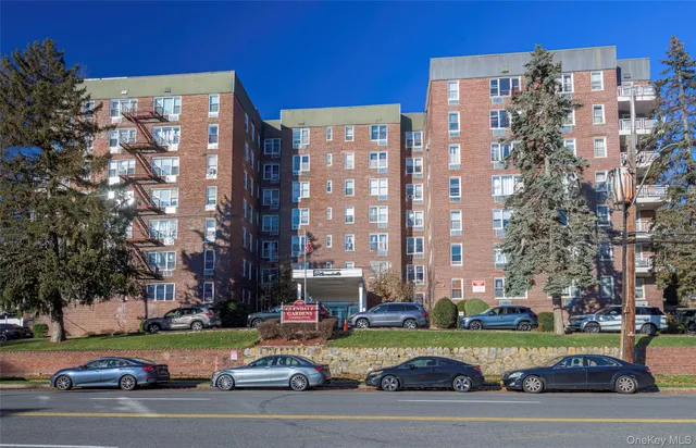 $349,999 | 125 Bronx River Road, Unit 2E, Yonkers, NY 10704