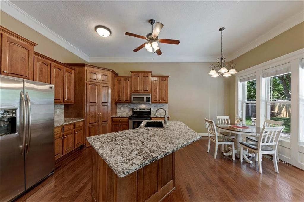 21301 Noble Street Spring Hill, KS 66083 - Photo 9 of 28