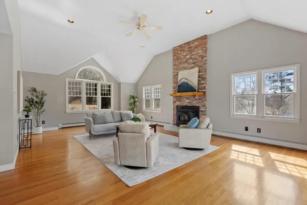 $889,000 | 54 Kettle Hole Road, Bolton, MA 01740