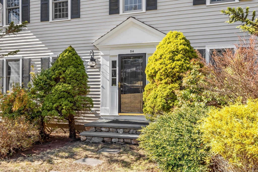 54 Kettle Hole Road Bolton, MA 01740 - Photo 3 of 37