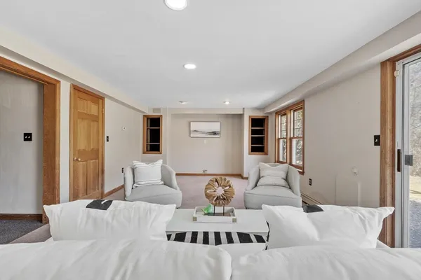 $889,000 | 54 Kettle Hole Road, Bolton, MA 01740