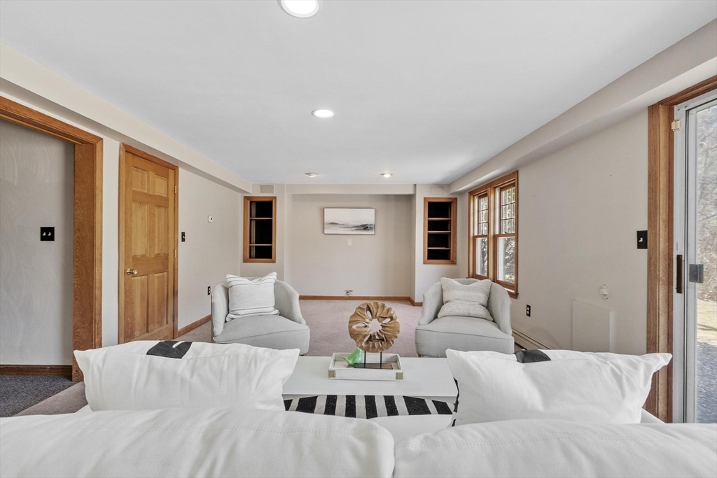 54 Kettle Hole Road Bolton, MA 01740 - Photo 31 of 37