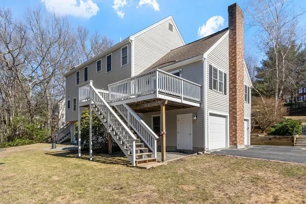 $889,000 | 54 Kettle Hole Road, Bolton, MA 01740