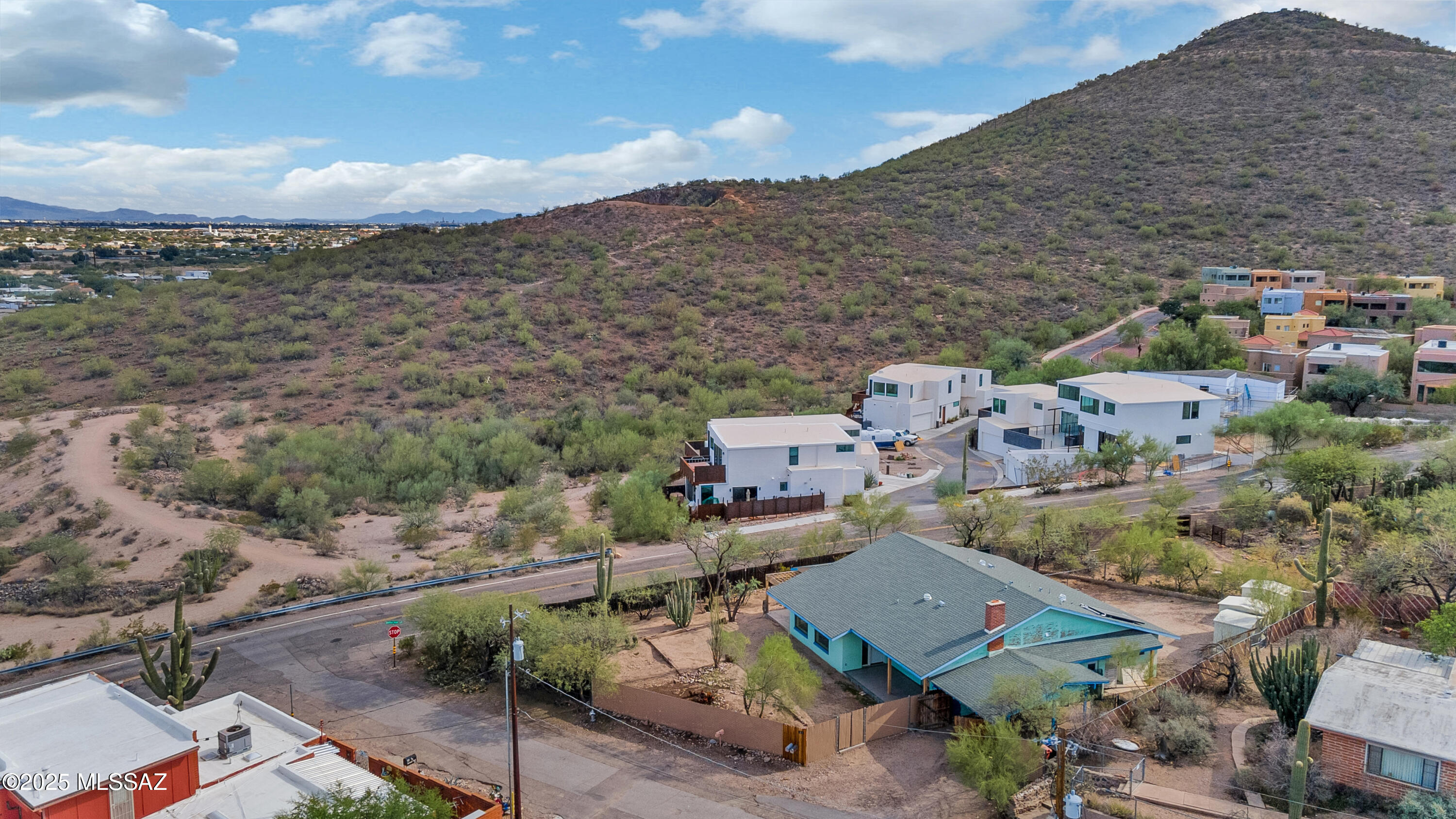 202 Sentinel Peak Road South Tucson, AZ 85745 - Photo 31 of 36