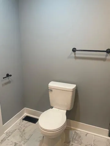 $210,000 | 1030 Douglas Street, St. Joseph, MO 64505