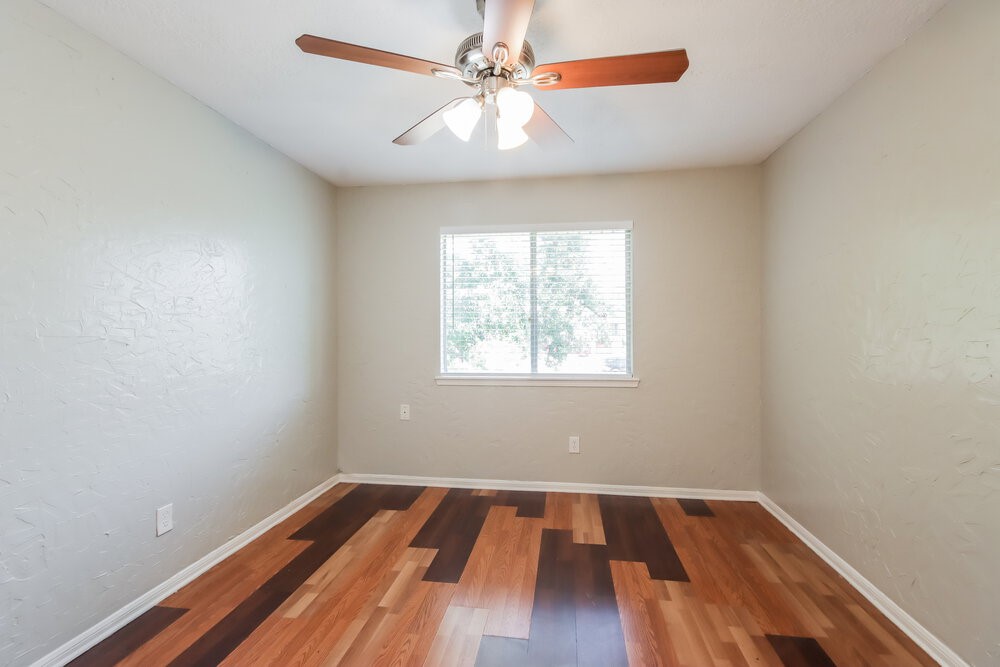 2823 Forestbrook Drive Spring, TX 77373 - Photo 12 of 17