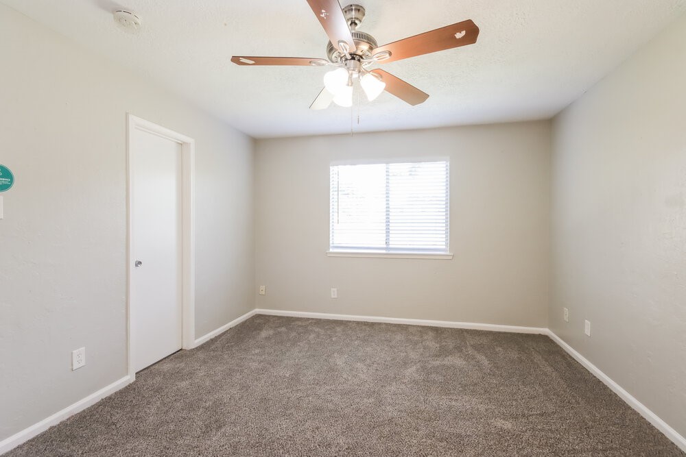 2823 Forestbrook Drive Spring, TX 77373 - Photo 8 of 17