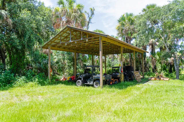a view of a lake with houses