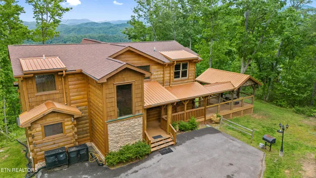 $1,700,000 | 2631 Sawmill Branch Drive, Sevierville, TN 37862
