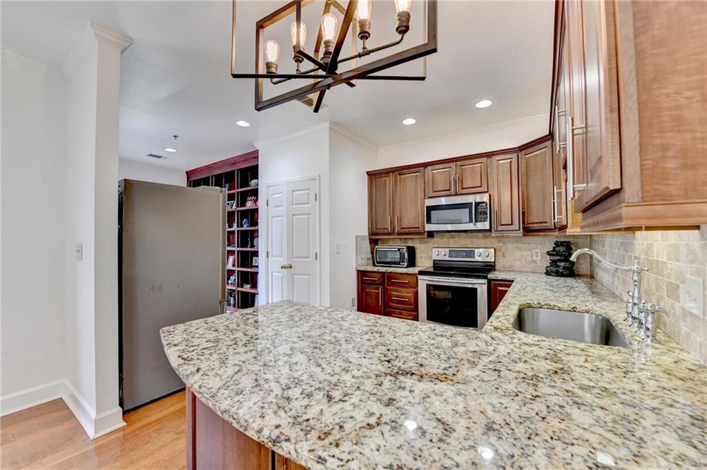 2865 Lenox Road Northeast, Unit 409 Atlanta, GA 30324 - Photo 15 of 38