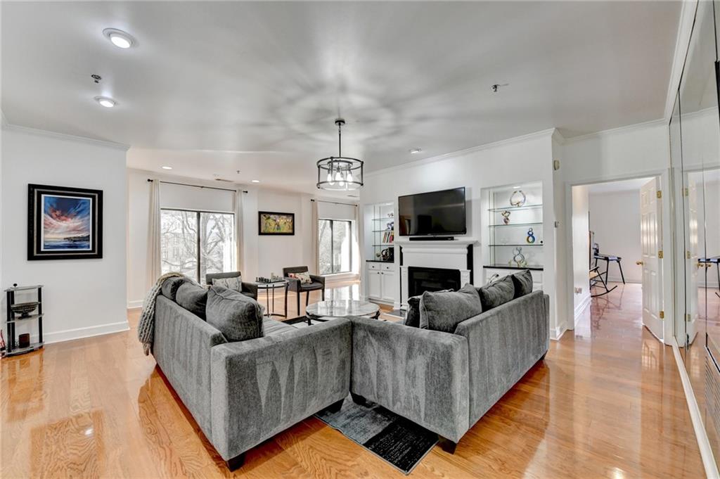 2865 Lenox Road Northeast, Unit 409 Atlanta, GA 30324 - Photo 4 of 38