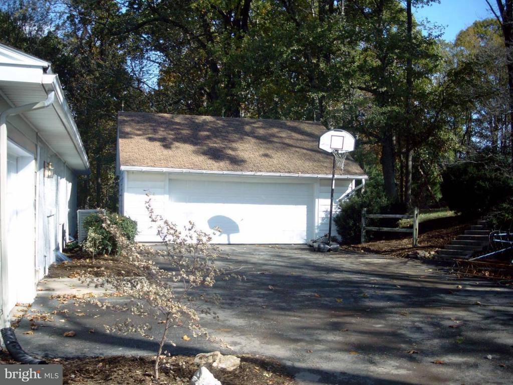 608 Truce Road New Providence, PA 17560 - Photo 3 of 9 Gallery Image 3
