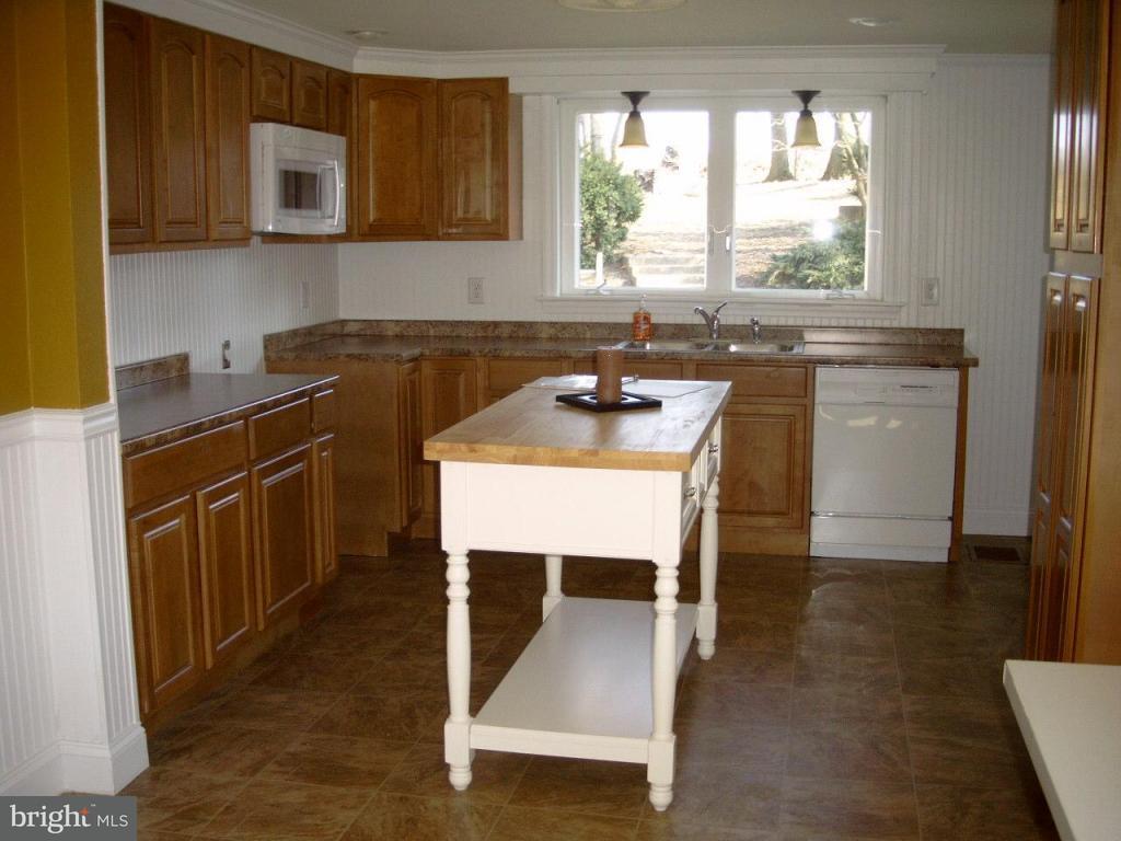 608 Truce Road New Providence, PA 17560 - Photo 7 of 9 Gallery Image 7