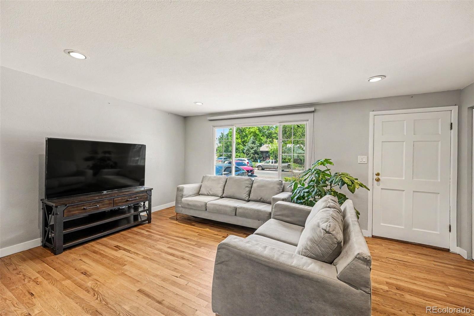 9150 Raleigh Street Westminster, CO 80031 - Photo 3 of 32 Gallery Image 3