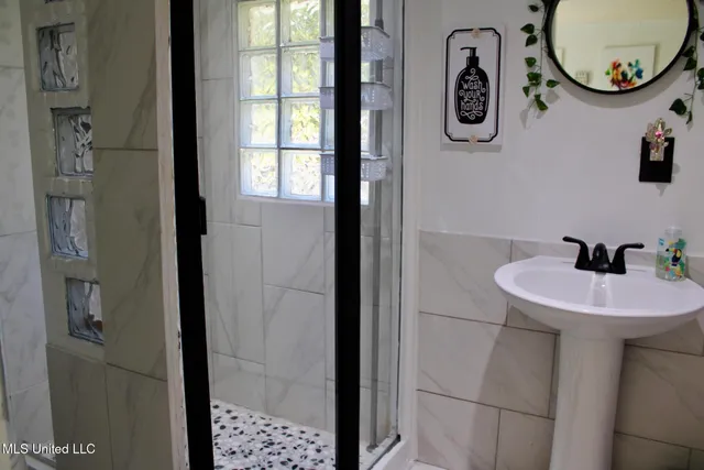 $149,900 | 1401 Ash Street, Ocean Springs, MS 39564