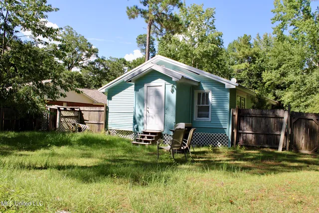 $149,900 | 1401 Ash Street, Ocean Springs, MS 39564