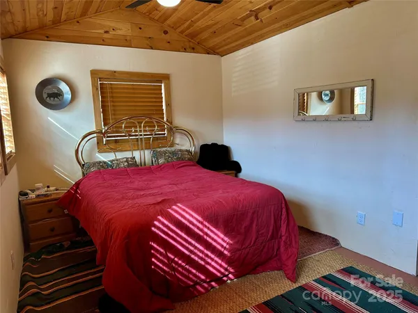 $134,700 | 38 Buchanan Hill Road, Bakersville, NC 28705