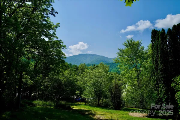 $134,700 | 38 Buchanan Hill Road, Bakersville, NC 28705