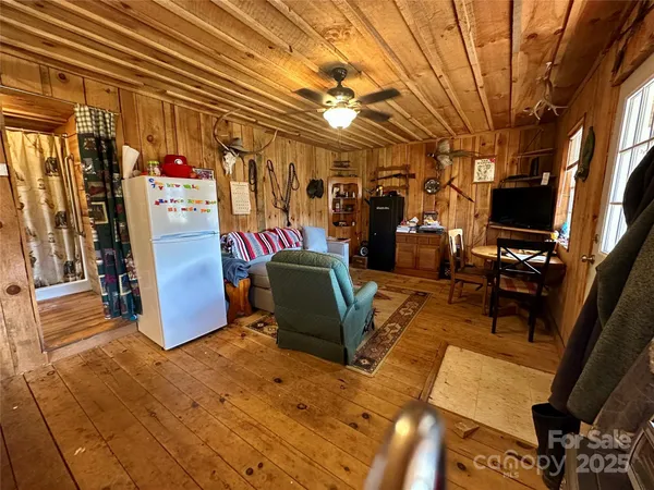 $134,700 | 38 Buchanan Hill Road, Bakersville, NC 28705
