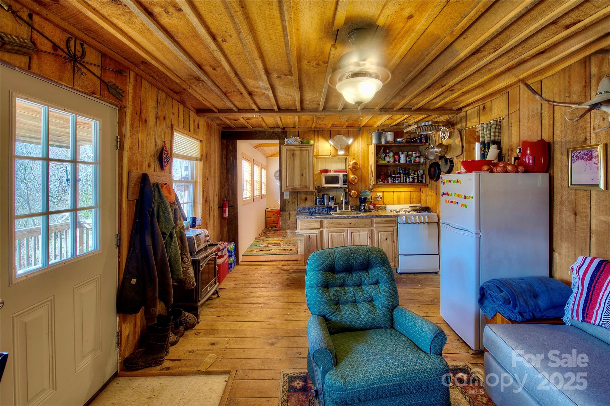 38 Buchanan Hill Road Bakersville, NC 28705 - Photo 10 of 24