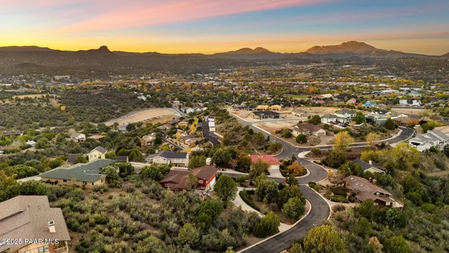 $795,000 | 303 Double D Drive, Prescott, AZ 86303