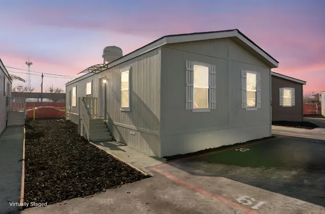 $190,950 | 317 Moffat Boulevard, Unit 20, Manteca, CA 95336