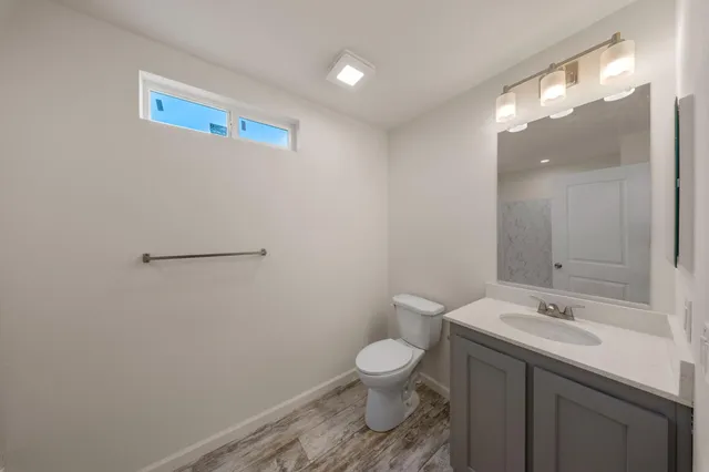 $190,950 | 317 Moffat Boulevard, Unit 20, Manteca, CA 95336