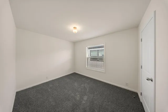 $190,950 | 317 Moffat Boulevard, Unit 20, Manteca, CA 95336