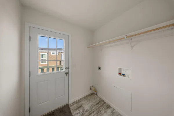 $174,950 | 317 Moffat Boulevard, Unit 20, Manteca, CA 95336