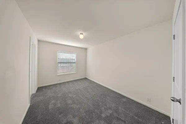 $174,950 | 317 Moffat Boulevard, Unit 20, Manteca, CA 95336