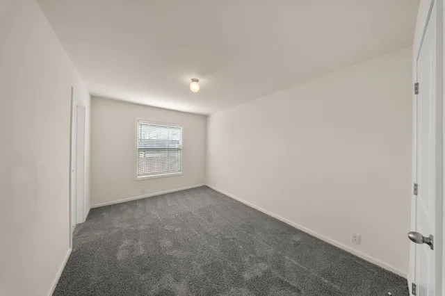 $190,950 | 317 Moffat Boulevard, Unit 20, Manteca, CA 95336