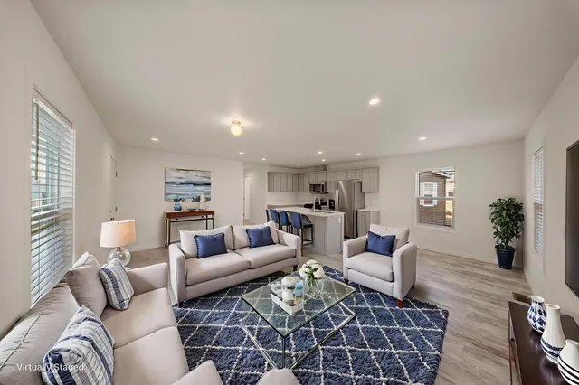 $190,950 | 317 Moffat Boulevard, Unit 20, Manteca, CA 95336