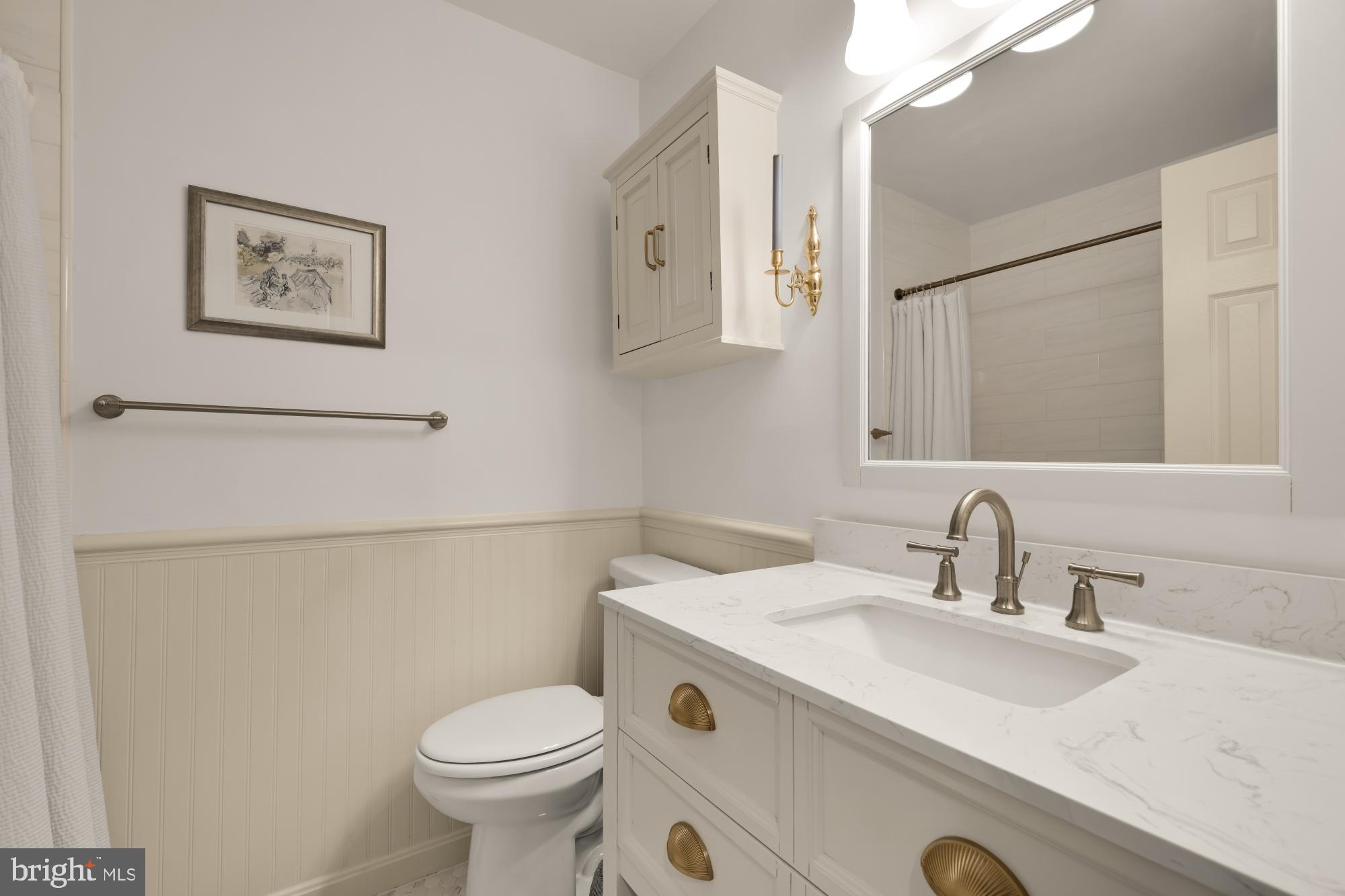 1715 15th Street Northwest, Unit 41 Washington, DC 20009 - Photo 14 of 32 Stylishly updated bathroom