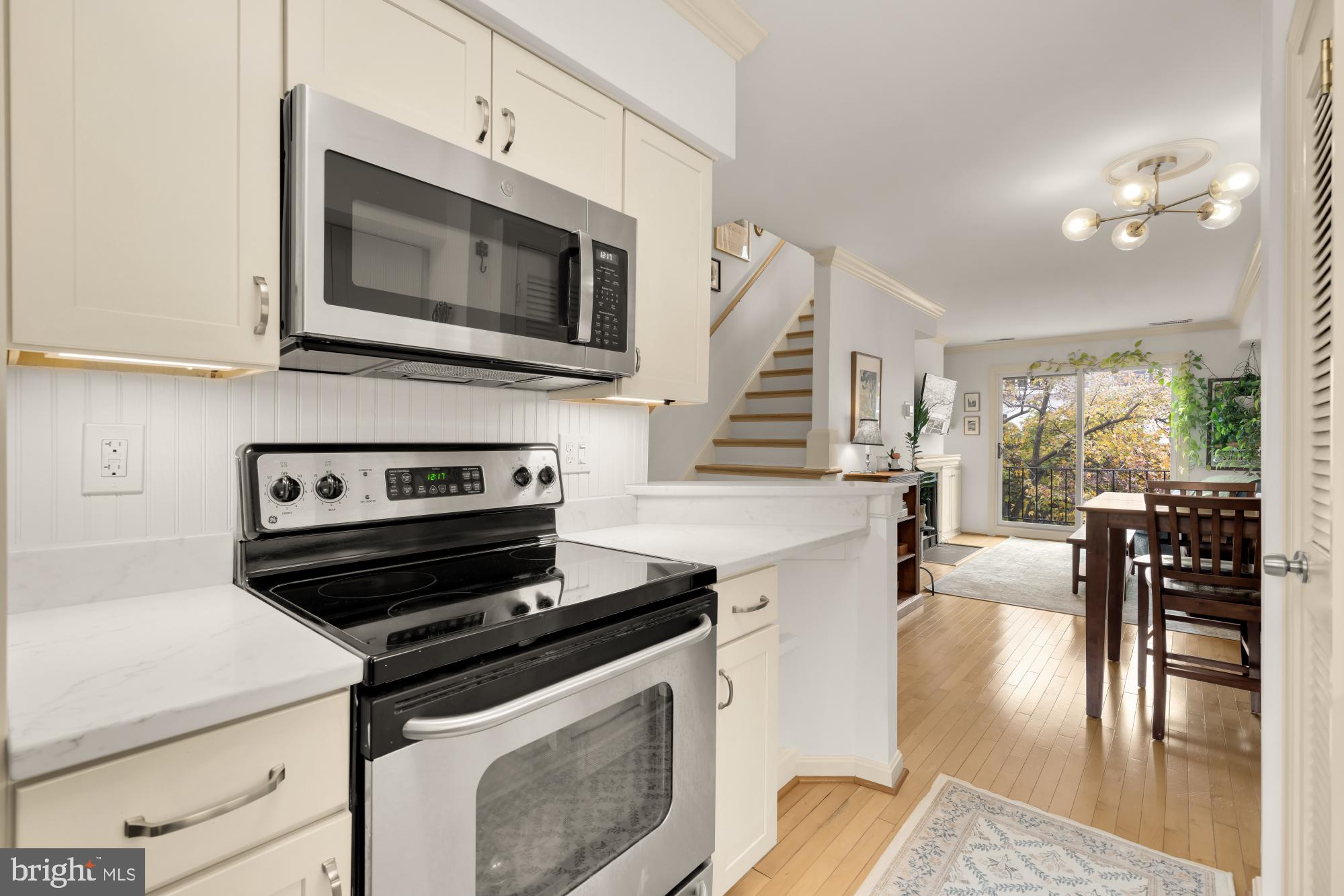 1715 15th Street Northwest, Unit 41 Washington, DC 20009 - Photo 6 of 32 Stainless steel appliances