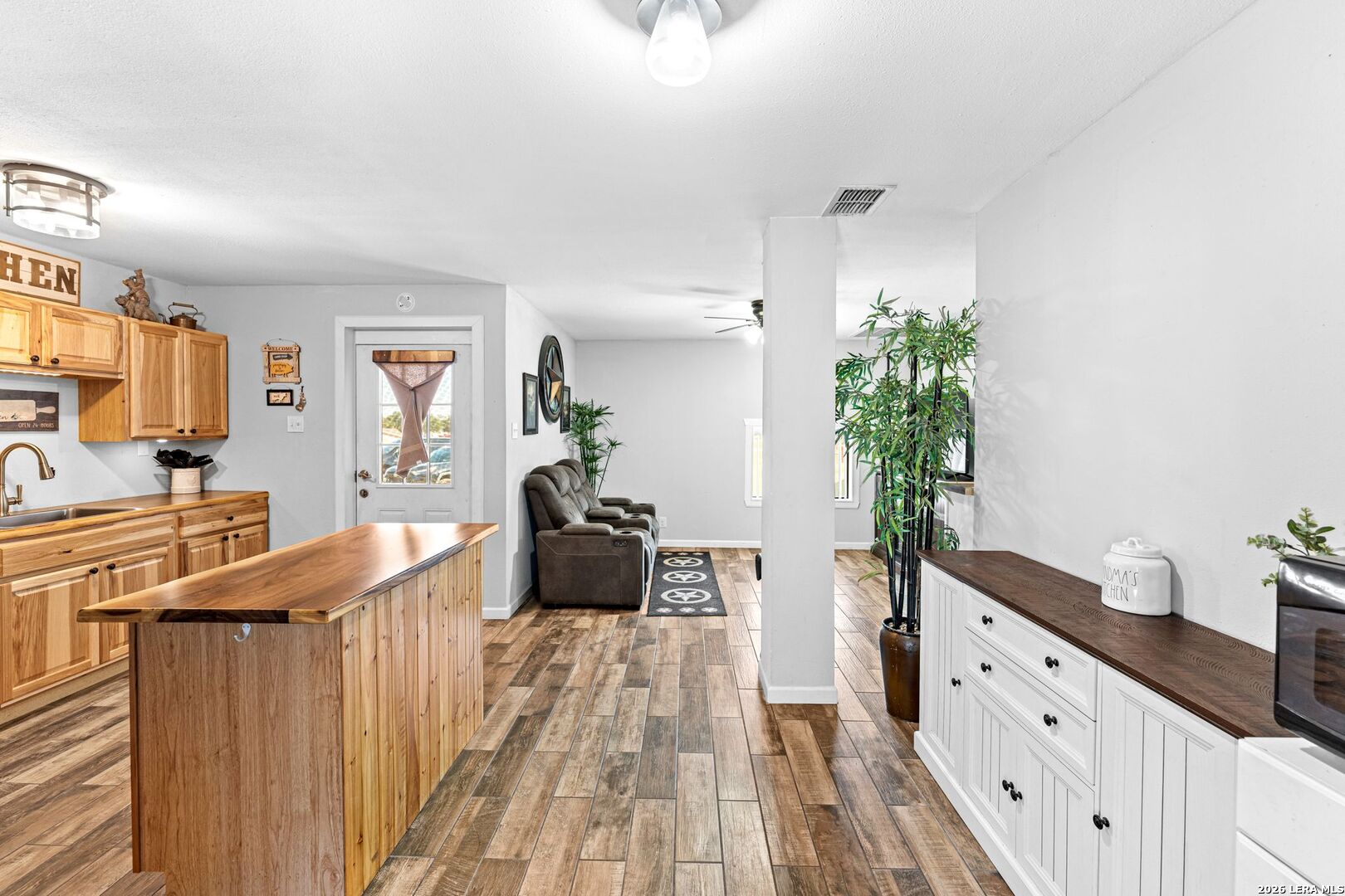 146 Ranch Country Drive La Vernia, TX 78121 - Photo 15 of 66