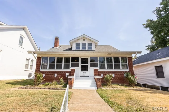 $175,000 | 300 South Jackson Street, Belleville, IL 62220