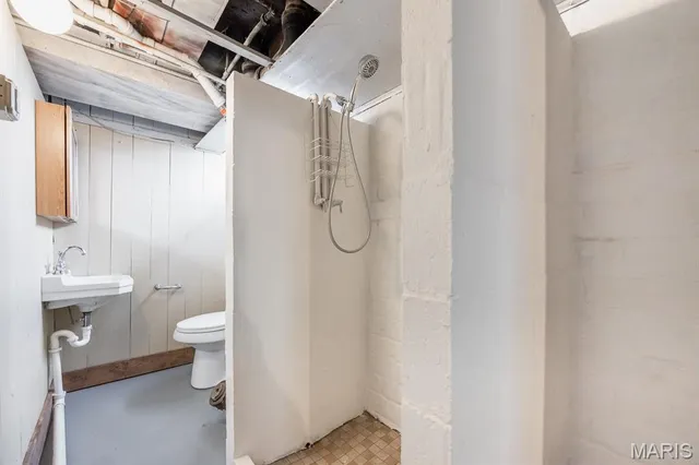 $175,000 | 300 South Jackson Street, Belleville, IL 62220