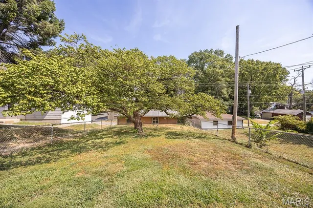 $175,000 | 300 South Jackson Street, Belleville, IL 62220