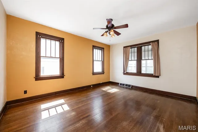 $175,000 | 300 South Jackson Street, Belleville, IL 62220