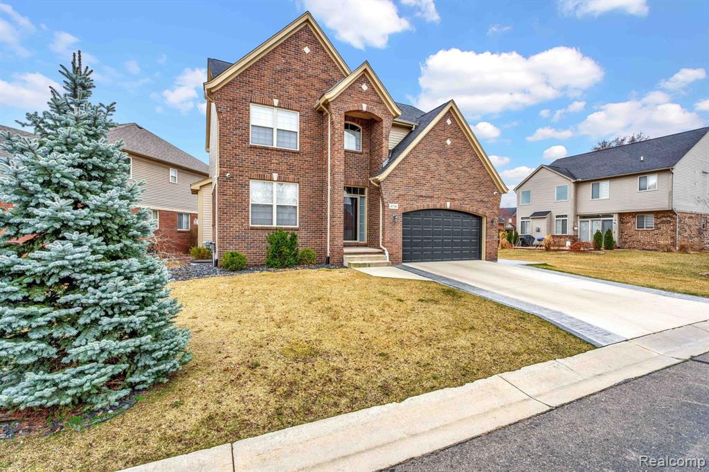 6736 Baker Utica, MI 48317 - Photo 4 of 53